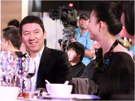 殷桃的现任丈夫背景资料 替父还债陷 包养门 真相