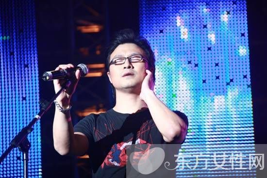 汪峰年龄多大 揭秘汪峰前妻都有谁