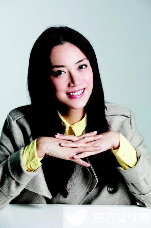 霍汶希微博心疼谢霆锋太辛苦 揭秘霍汶希和谢霆锋什么关系