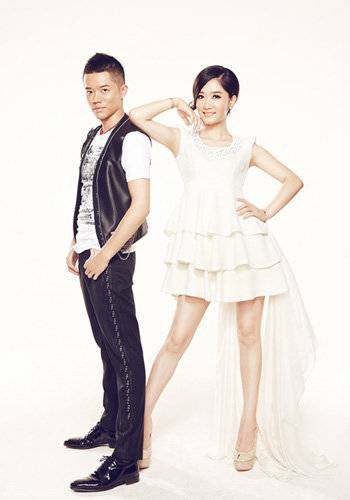 曝杨魏玲花和曾毅睡觉 两人关系非同寻常双双出轨