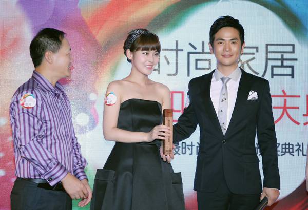 张佳宁个人资料 张佳宁张晓龙舅甥档被误情侣档