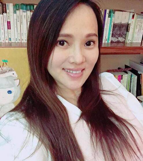 伊能静身高三围多少 揭漂亮孕妈早年露点照曝光