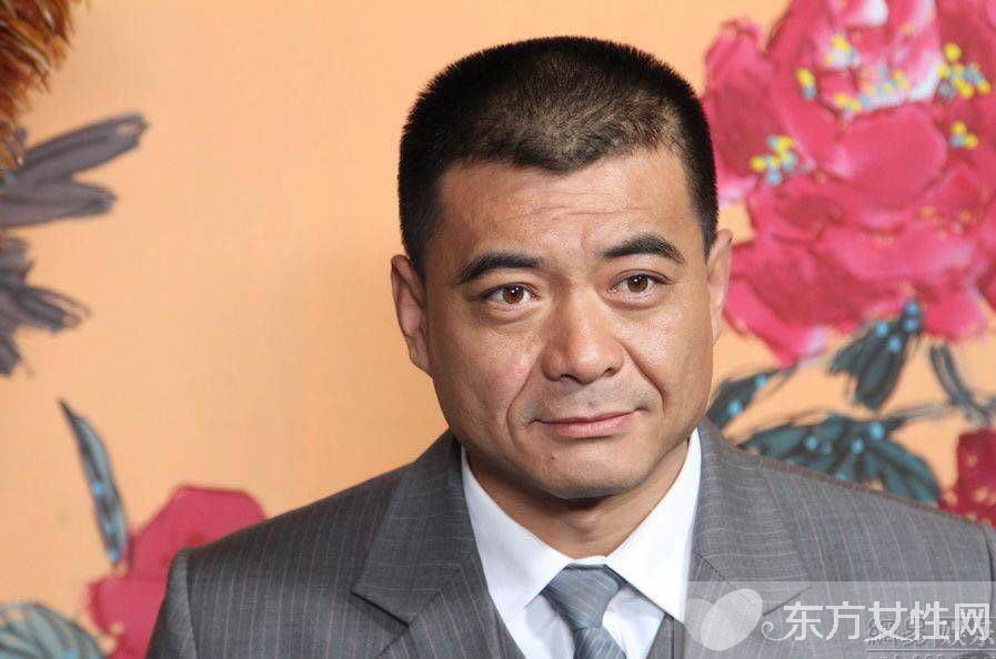 王新军妻子唐静个人资料 揭两人离婚背后的故事