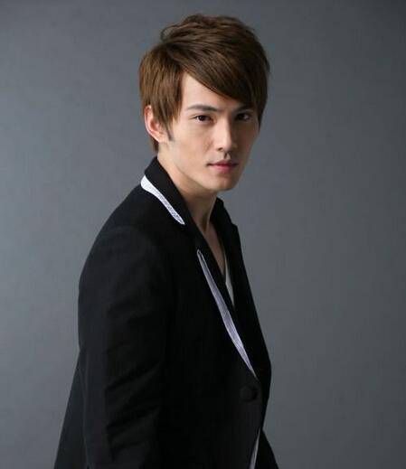 徐正曦的女朋友背景 称对方姐姐 家姐 好事将近