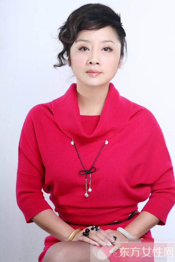 王新军妻子唐静个人资料 揭两人离婚背后的故事