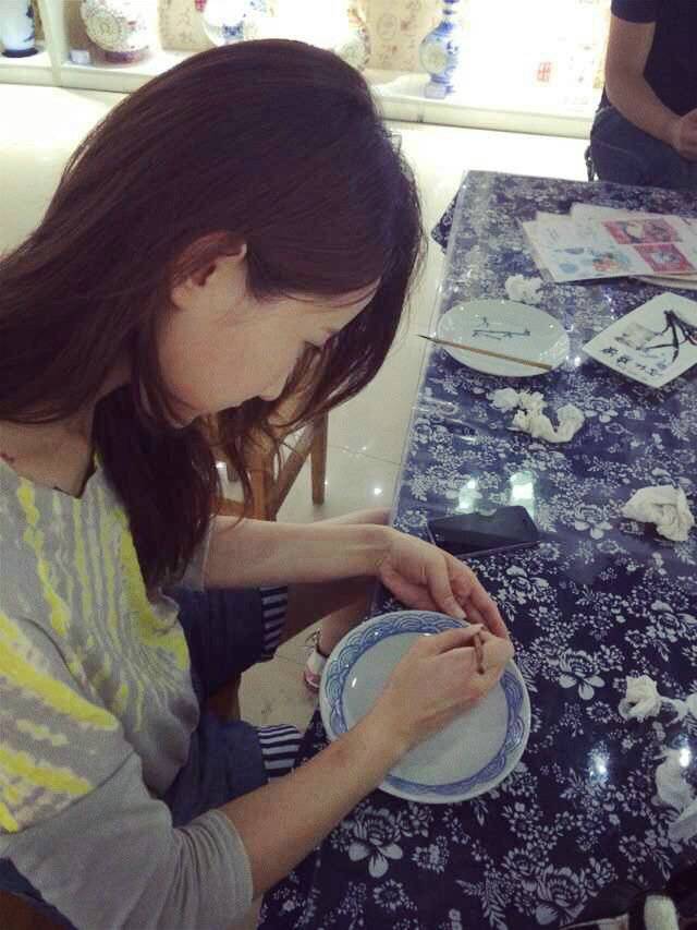 陈赫前妻许婧怀孕大肚照曝光 许婧惊人家庭背景大揭秘