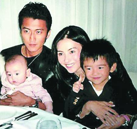 谢霆锋儿子被鉴定非亲生 曝谢霆锋遭小儿子拒见