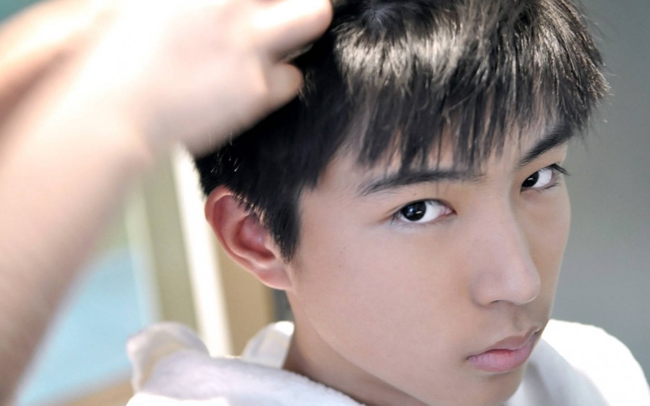 左溢身高对比图 左溢一年级流利英文秒杀全场