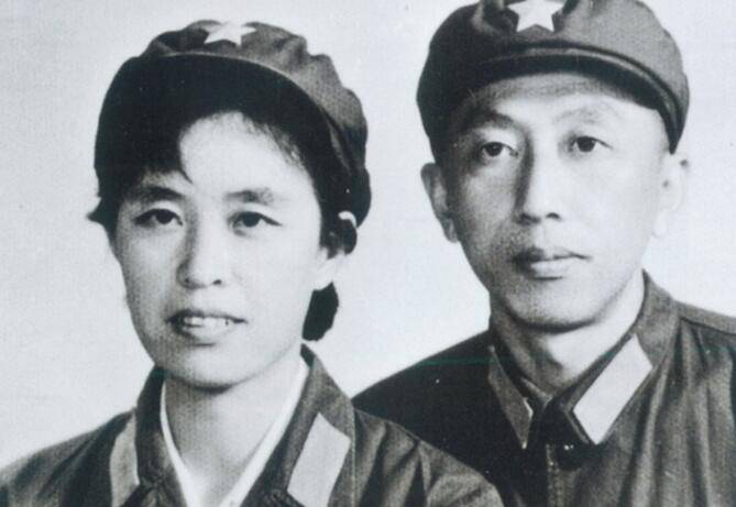 阎肃夫人李文辉个人资料曝光 揭阎肃去世细节