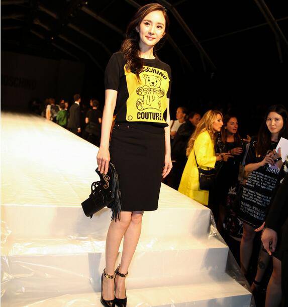 杨幂和谁上过床 杨幂被灌醉遭性侵全套图遭扒