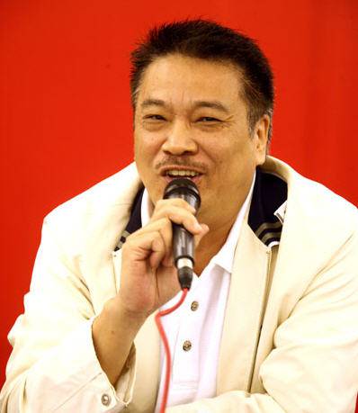 吴孟达老婆侯燕珊为达叔老来添子 述吴孟达的三段荒唐情债