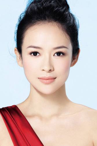 章子怡简历曝光 章子怡赤脚插花被赞贤惠