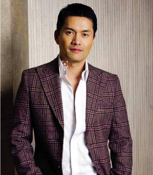 吕良伟第三任妻子杨小娟背景惊人 杨小娟的父亲是谁