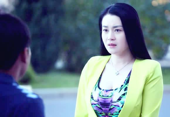 杨晓燕的扮演者是谁  80后美女 关婷娜自曝爱上赵本山