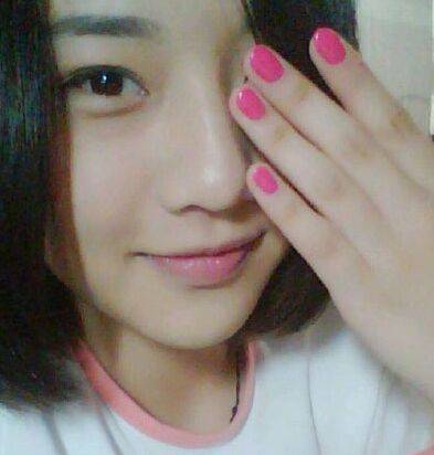 杨华梦经历与章泽天惊人相似 号称二代奶茶妹妹