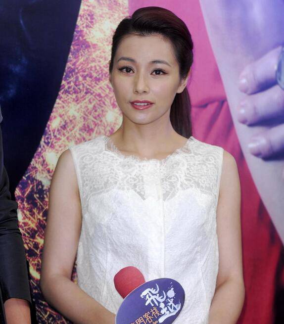 陈怡蓉老公薛博仁背景曝光 揭其小三上位甘当后妈