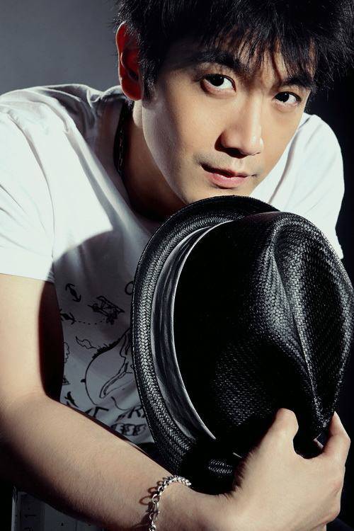 张智尧微博地址曝光 张智尧称 未来女友 性格相似 很重要