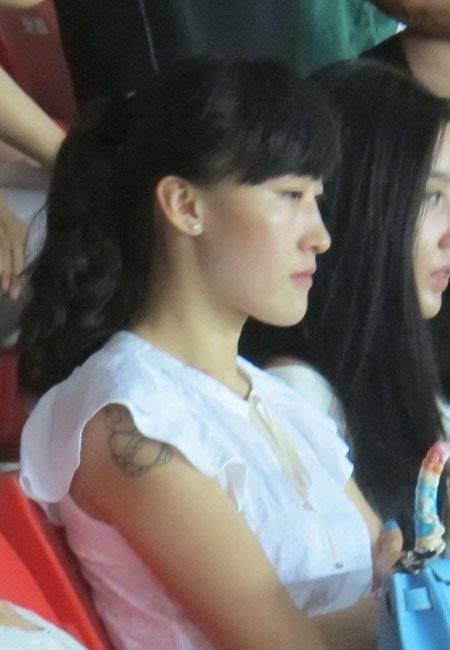 郑智老婆邵娜背景资料曝光 郑智老婆邵娜被称为8辆宝马女