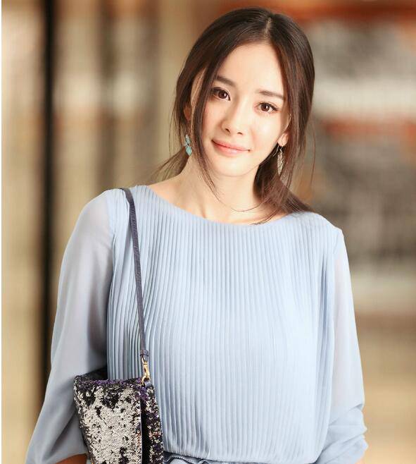 杨幂和谁上过床 杨幂被灌醉遭性侵全套图遭扒