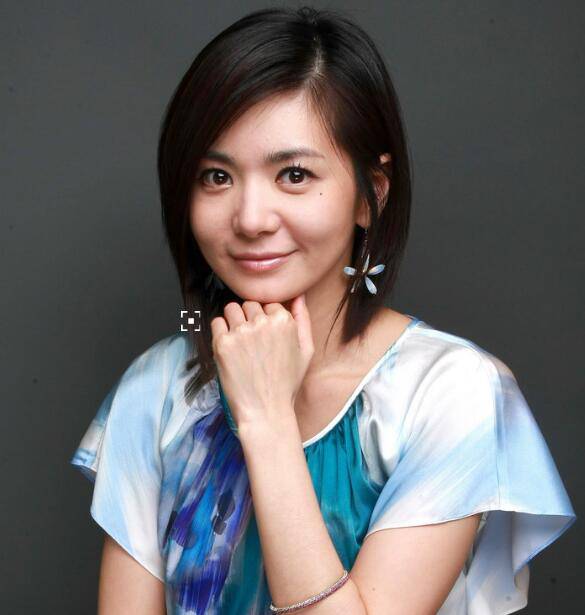 张瑞希老公是谁 整容失败美貌不在反成面包脸