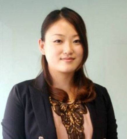 刘强东前女友庄佳背景简介 庄佳微博发西红柿照片公布恋情