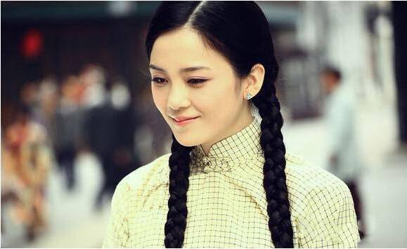 她也是中戏校花 却怎么也红不起来