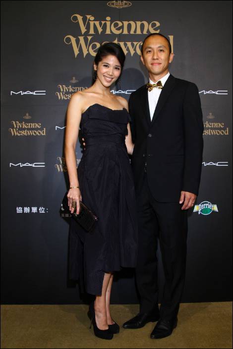 张心妍怀二胎马甲线依旧 令网友羡慕嫉妒恨