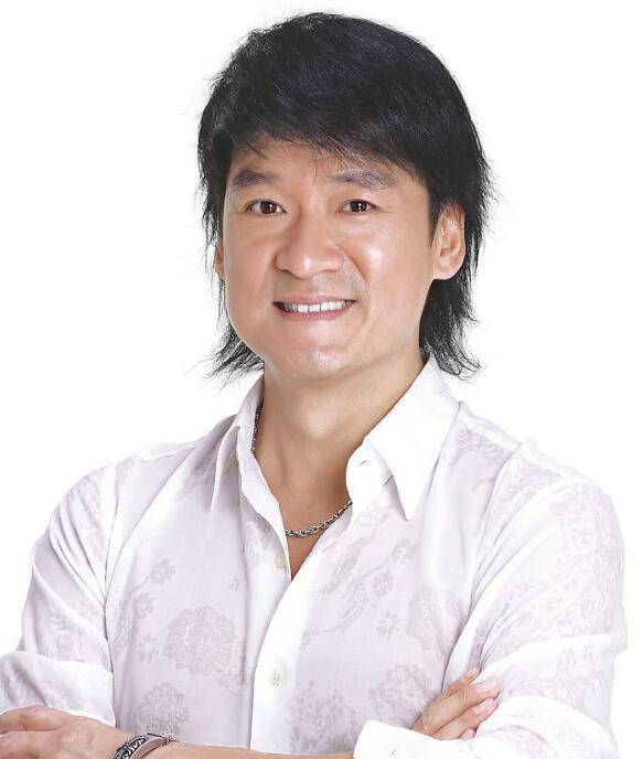 周华健妻子康梓兰个人资料 19岁混血女儿近照曝光