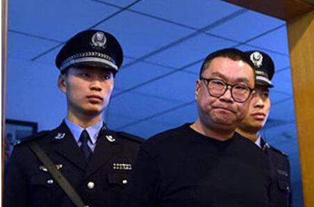 尹相杰结婚了吗 称 一首《纤夫的爱》毁了我的青春