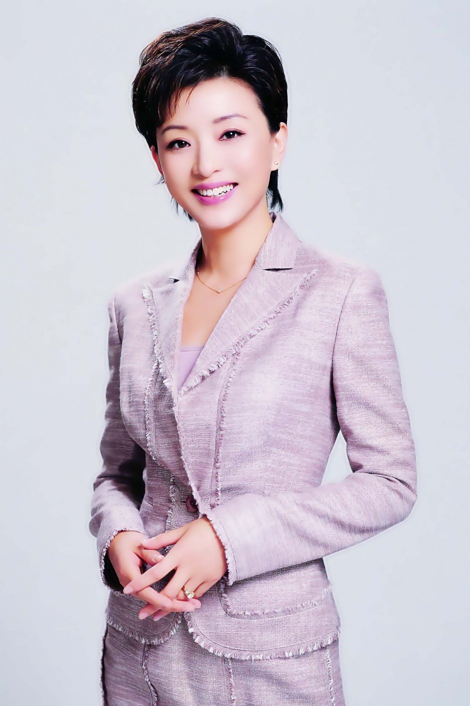 杨澜国籍遭质疑 杨澜声称自己永远是中国国籍