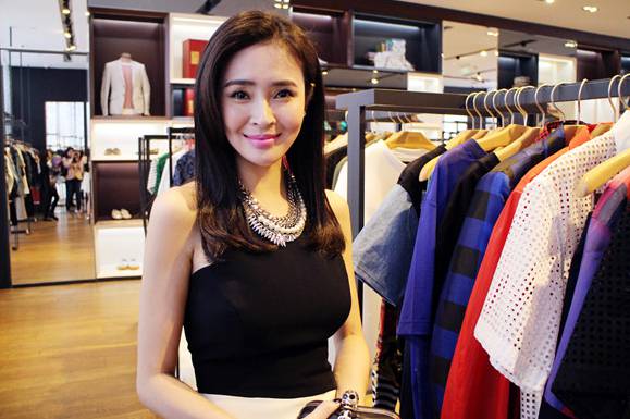 于明加大胸是隆的吗 揭于明加个人资料及胸围大小