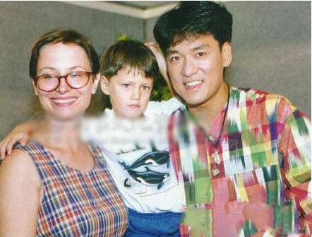 周华健妻子康梓兰个人资料 19岁混血女儿近照曝光