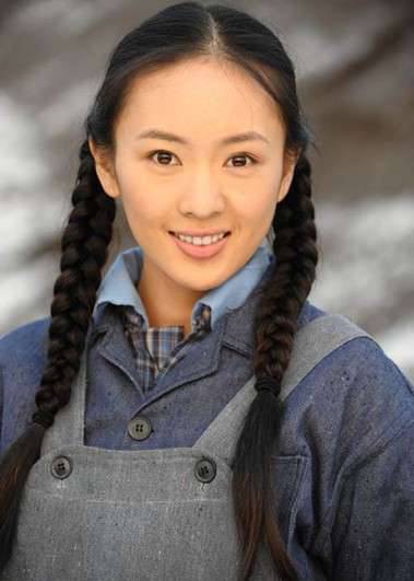  小子怡 童谣个人资料 童谣被打事件真相大揭秘