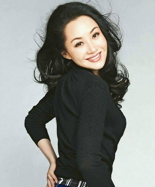 许晴女儿正面照曝光 细数许晴琼瑶式的恋爱历程