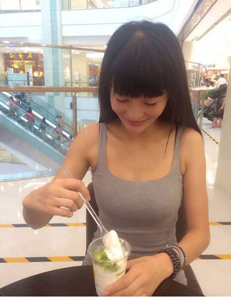 郑丽仙个人资料 模特郑丽仙自曝曾为前男友割腕