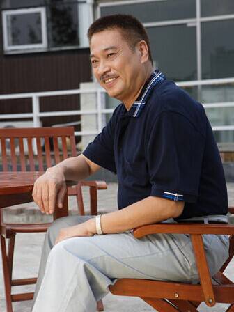 吴孟达老婆侯燕珊为达叔老来添子 述吴孟达的三段荒唐情债