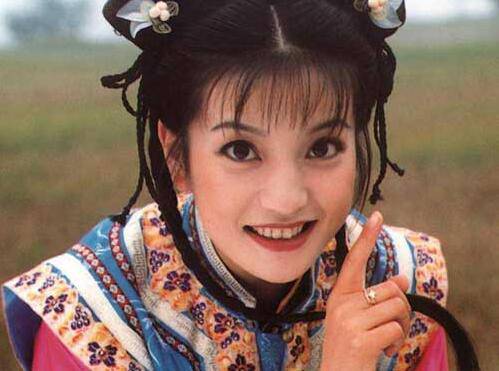 赵薇黄有龙婚纱照曝光 揭黄有龙个人资料家庭背景