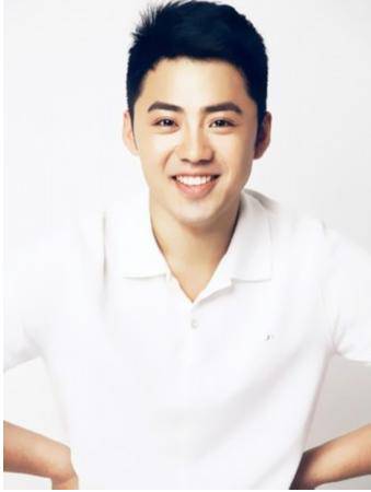 快女黄英个人资料 黄英曝老公求婚时自己刚睡醒懵懂的答应