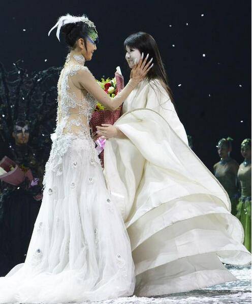 小彩旗老公是谁 杨丽萍外甥女小彩旗成名之路大揭秘