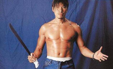 张耀扬黑社会电影有哪些  吸毒被抓被指是同性恋