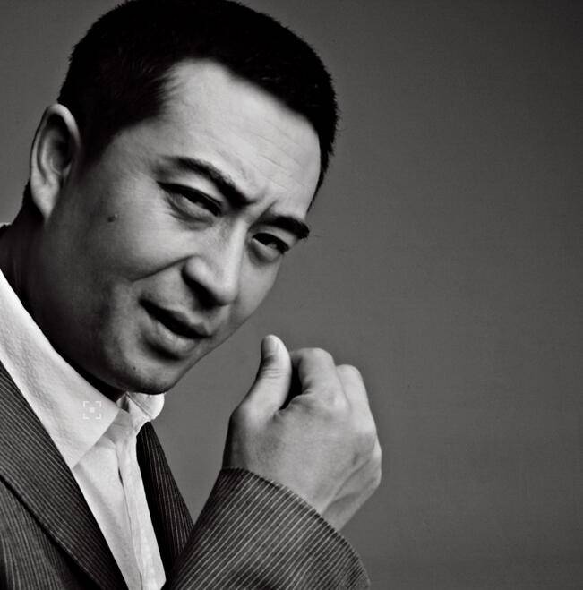 张嘉译的老婆是谁 张嘉译个人资料背景大揭秘