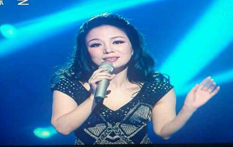 相声演员周炜老婆高明婷个人资料及结婚照曝光