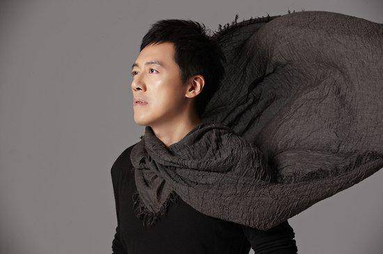 张宇与老婆十一郎相恋30年晒合照 张宇称十一郎是骗钱高手