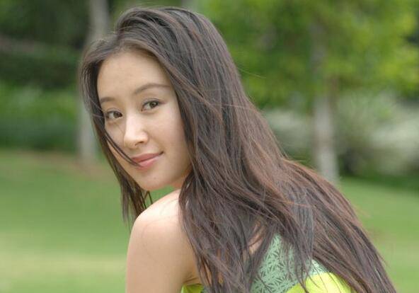 舒畅的老公是谁 曝舒畅陈键锋因戏陷热恋