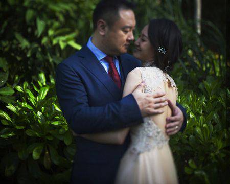 滕华涛与周圆圆一吻定情 双喜临门娶新娘播新剧