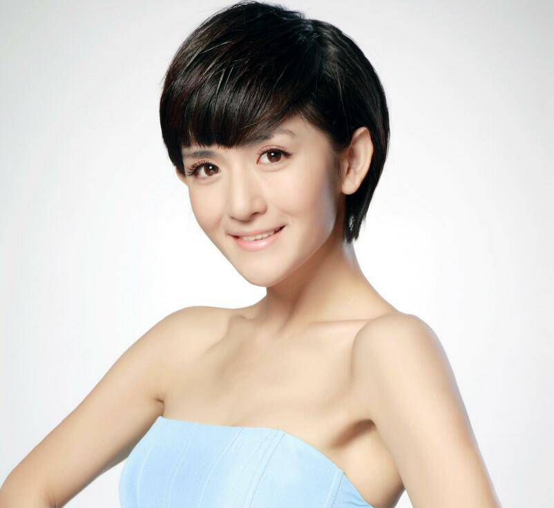 谢娜家庭背景曝光 揭与刘烨分手内幕