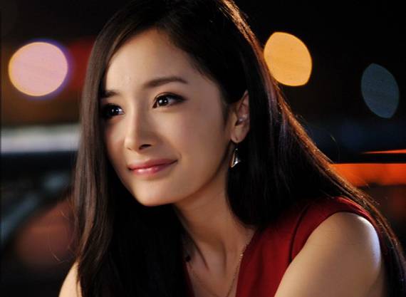 杨幂被潜规则全图遭曝光 第一次被 潜 很难过