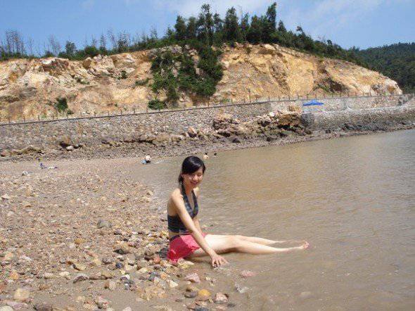 蒋小涵个人资料曝光 穿泳装蒋小涵图片