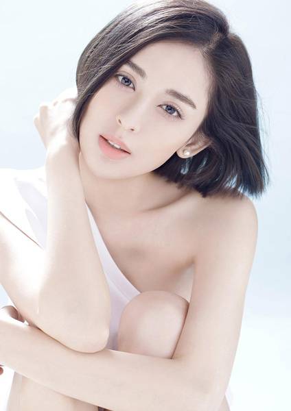 娜扎被曝美空陪睡虚报年龄 娜扎个人资料身高