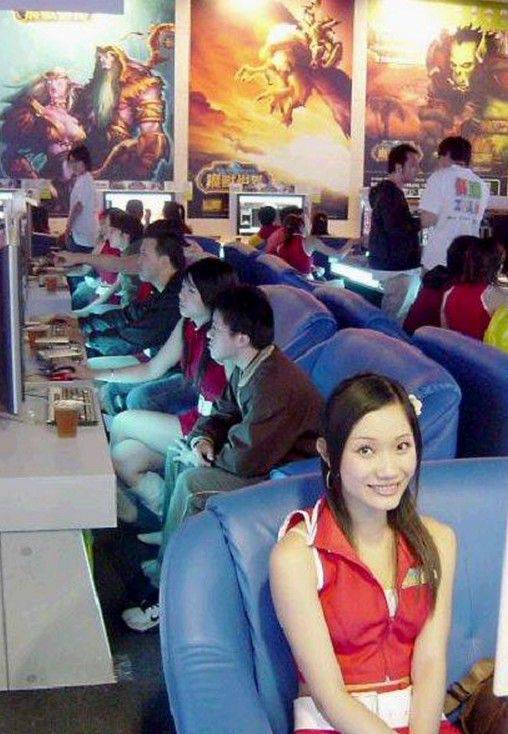 揭游戏陪玩网价格表 美女陪玩曝加钱有特殊服务